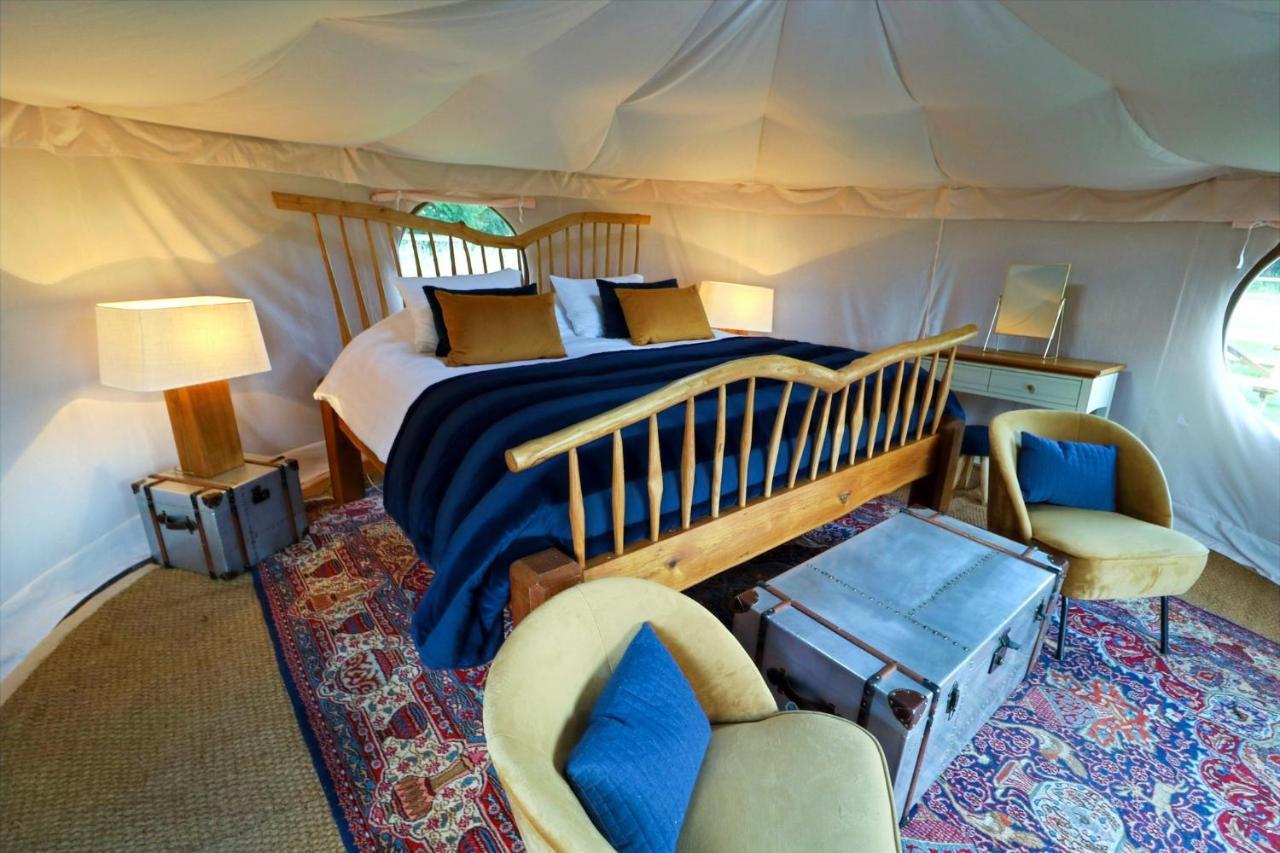 Готель Horsley Hale Farm Glamping Ілі Екстер'єр фото